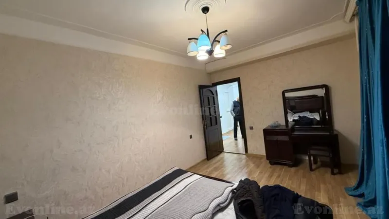 Kirayə verilir 2 otaqlı Mənzil Köhnə tikili 75 m² Nərimanov r. - şəkil 4