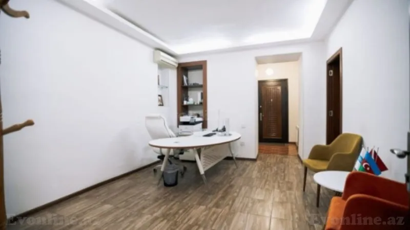 Kirayə verilir Ofis 60 m² İçərişəhər m.