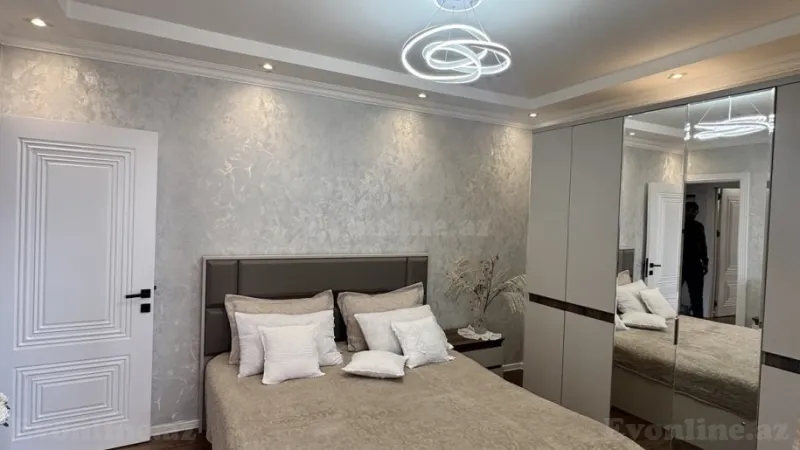 Satılır 2 otaqlı Mənzil Köhnə tikili 60 m² Xalqlar Dostluğu m. - şəkil 4