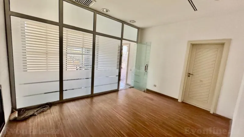 Kirayə verilir Ofis 150 m² Gənclik m. - şəkil 9