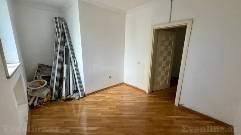 Kirayə verilir Ofis 150 m² Gənclik m. - şəkil 10