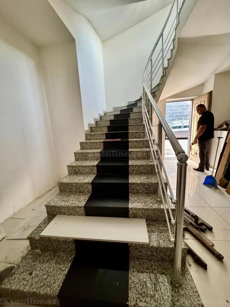 Kirayə verilir Ofis 150 m² Gənclik m. - şəkil 19