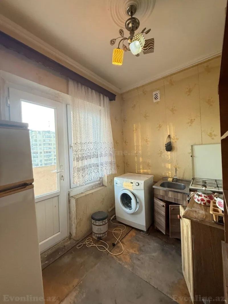 Satılır 2 otaqlı Mənzil Köhnə tikili 48 m² Yeni Yasamal - şəkil 5