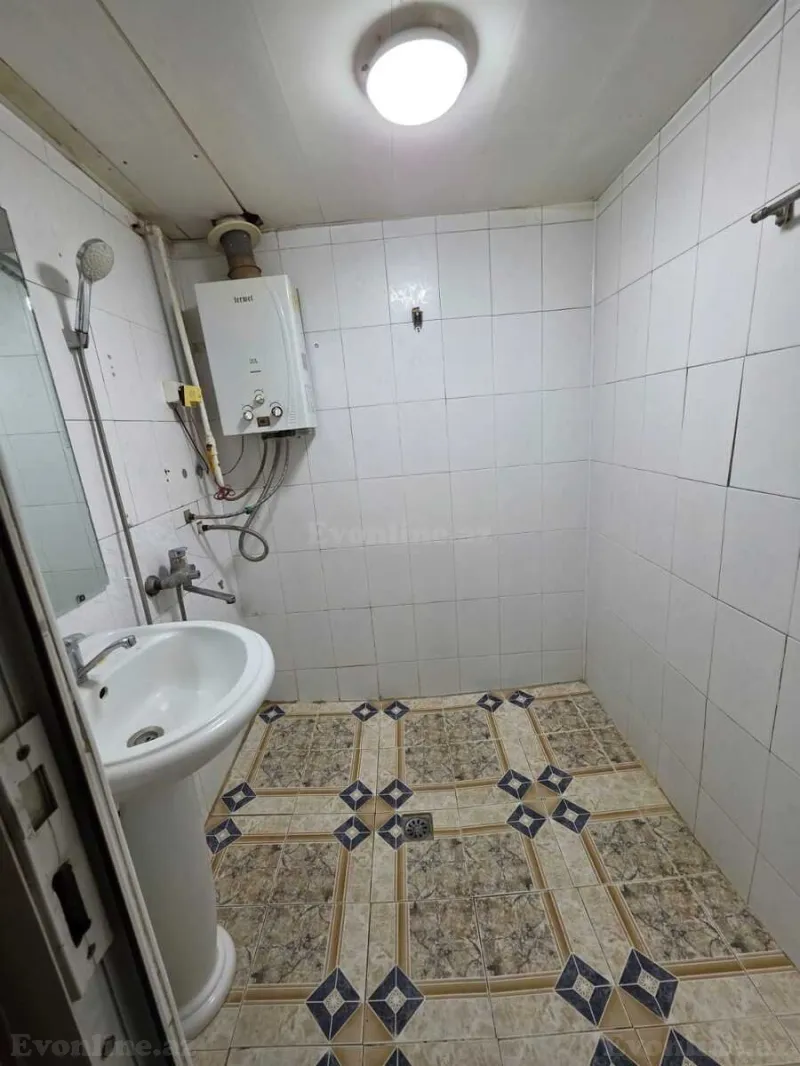 Kirayə verilir 4 otaqlı Mənzil Köhnə tikili 97 m² Həzi Aslanov m. - şəkil 9