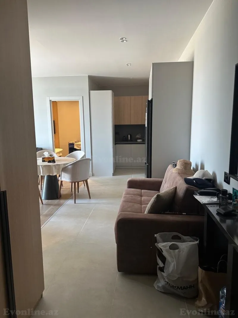 Kirayə verilir 3 otaqlı Mənzil Yeni tikili 120 m² Sabunçu r.