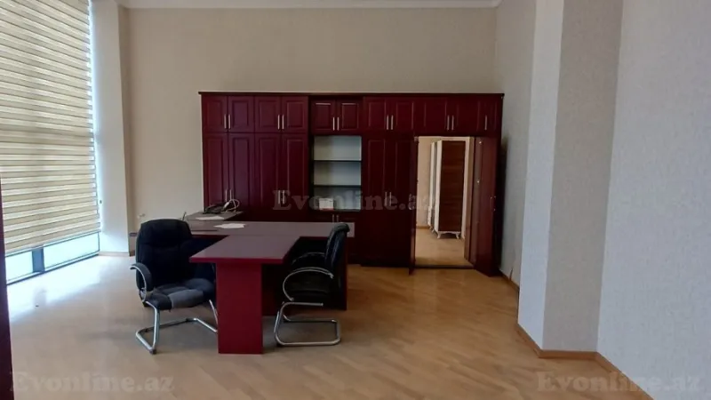 Kirayə verilir Obyekt 180 m² 28 May m.