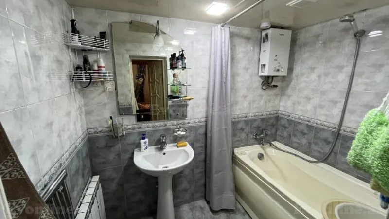 Satılır 3 otaqlı Mənzil Yeni tikili 82 m² 1-ci mikrorayon - şəkil 4