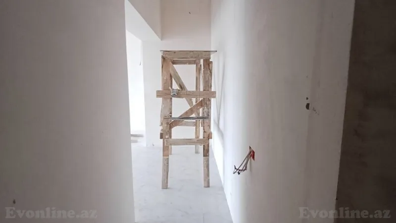 Kirayə verilir 2 otaqlı Mənzil Yeni tikili 50 m² 28 May m. - şəkil 3
