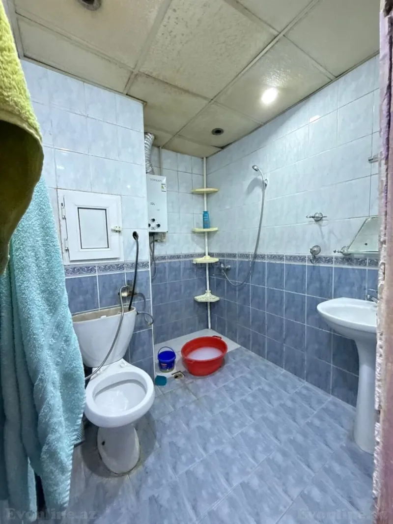 Satılır 1 otaqlı Mənzil Köhnə tikili 50 m² Yasamal - şəkil 3