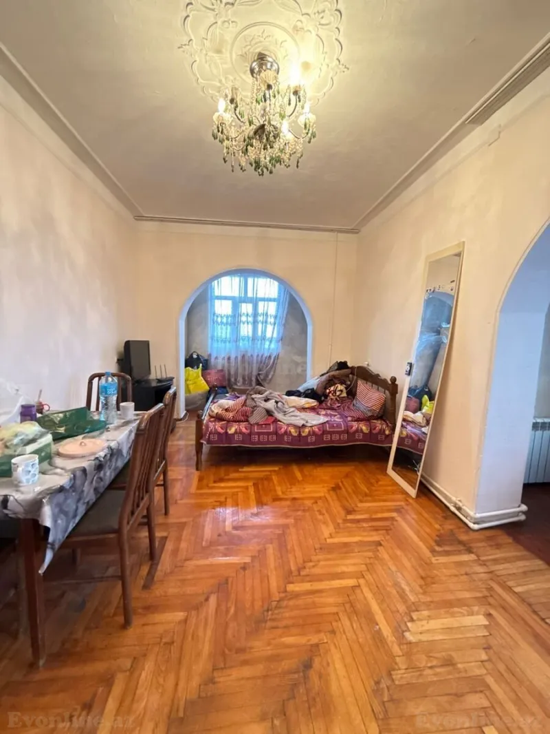 Satılır 1 otaqlı Mənzil Köhnə tikili 50 m² Yasamal - şəkil 8