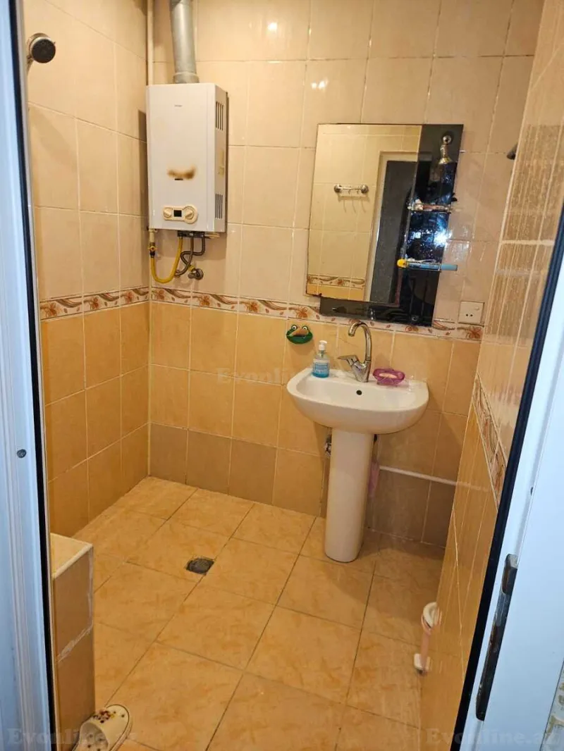 Satılır 3 otaqlı Mənzil Köhnə tikili 80 m² Xətai r. - şəkil 15