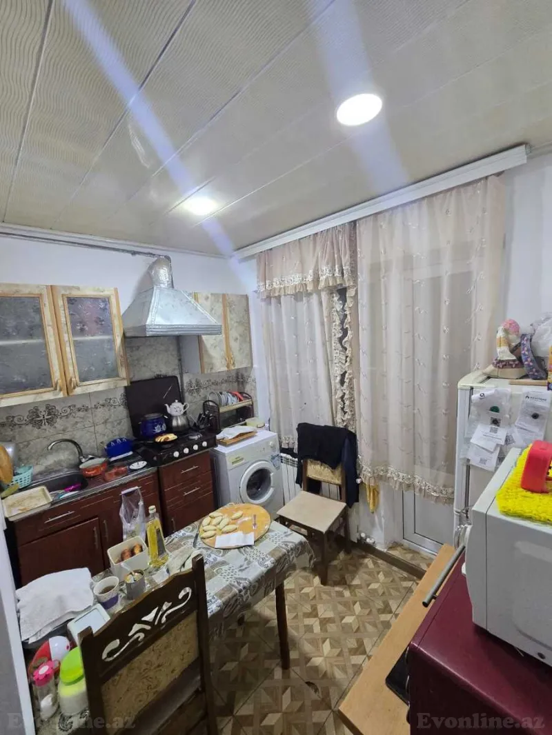 Kirayə verilir 2 otaqlı Mənzil Köhnə tikili 70 m² Həzi Aslanov m. - şəkil 3
