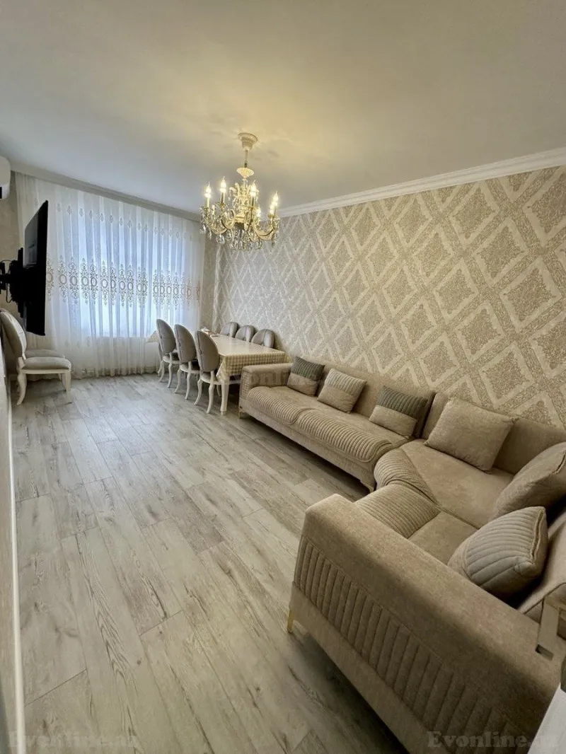 Satılır 2 otaqlı Mənzil Köhnə tikili 65 m² Əhmədli