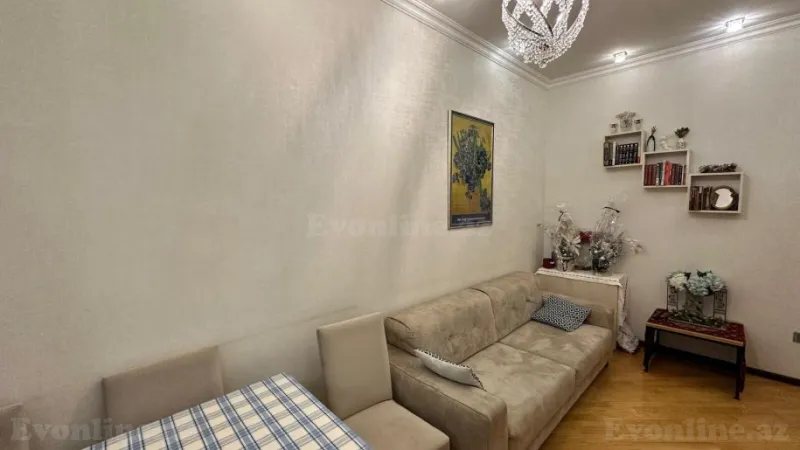 Satılır 3 otaqlı Mənzil Köhnə tikili 67 m² 28 May m. - şəkil 2
