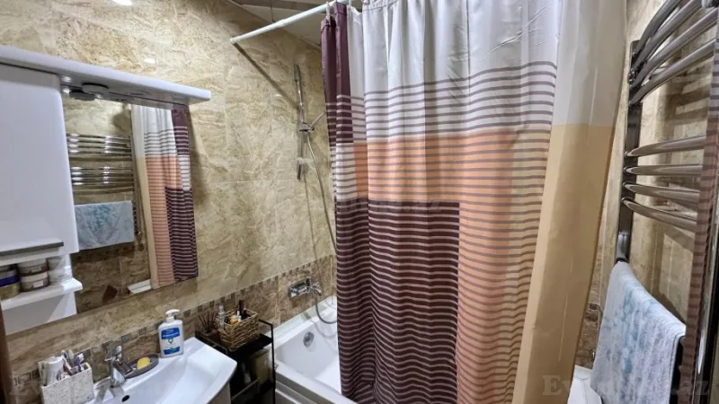 Satılır 3 otaqlı Mənzil Köhnə tikili 67 m² 28 May m. - şəkil 20