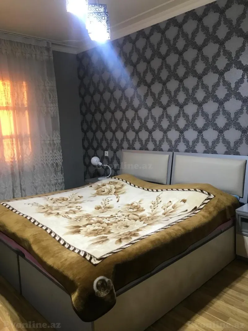 Kirayə verilir 5 otaqlı Mənzil Köhnə tikili 110 m² Nəriman Nərimanov m.