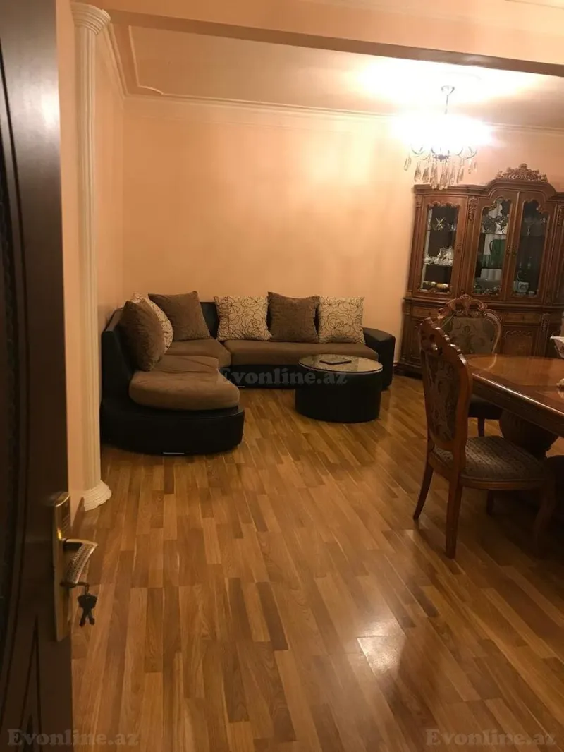 Kirayə verilir 5 otaqlı Mənzil Köhnə tikili 110 m² Nəriman Nərimanov m. - şəkil 3