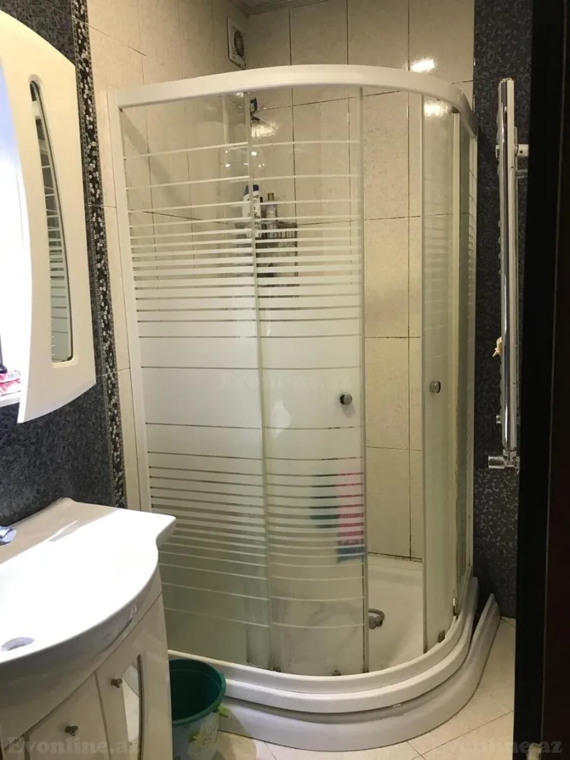 Kirayə verilir 5 otaqlı Mənzil Köhnə tikili 110 m² Nəriman Nərimanov m. - şəkil 15