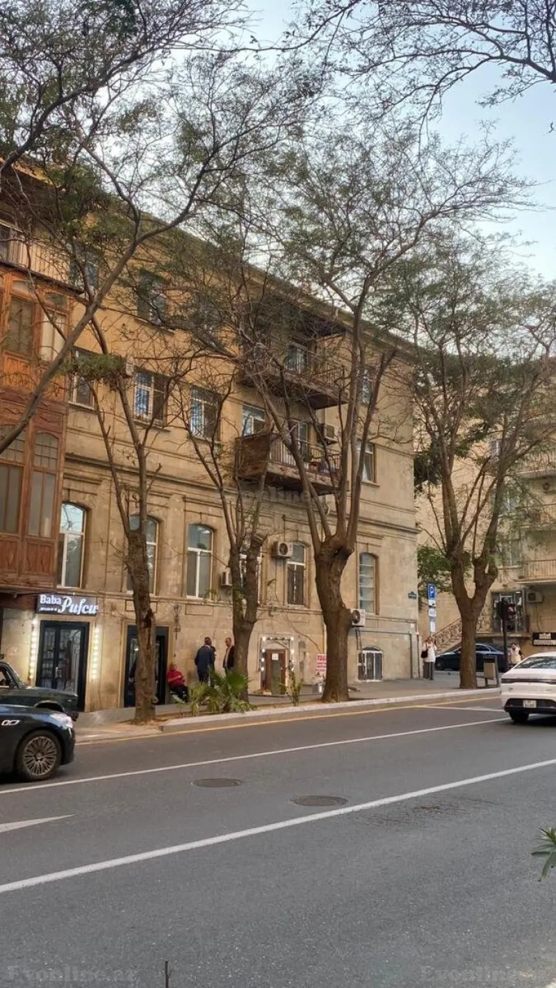 Satılır 2 otaqlı Mənzil Köhnə tikili 40 m² Nizami m.