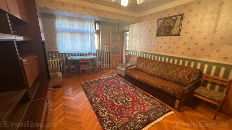Kirayə verilir 2 otaqlı Mənzil Köhnə tikili 55 m² Nəriman Nərimanov m.