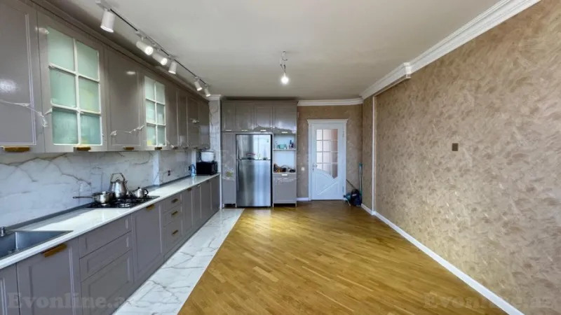 Satılır 4 otaqlı Mənzil Yeni tikili 210 m² Nəriman Nərimanov m. - şəkil 11