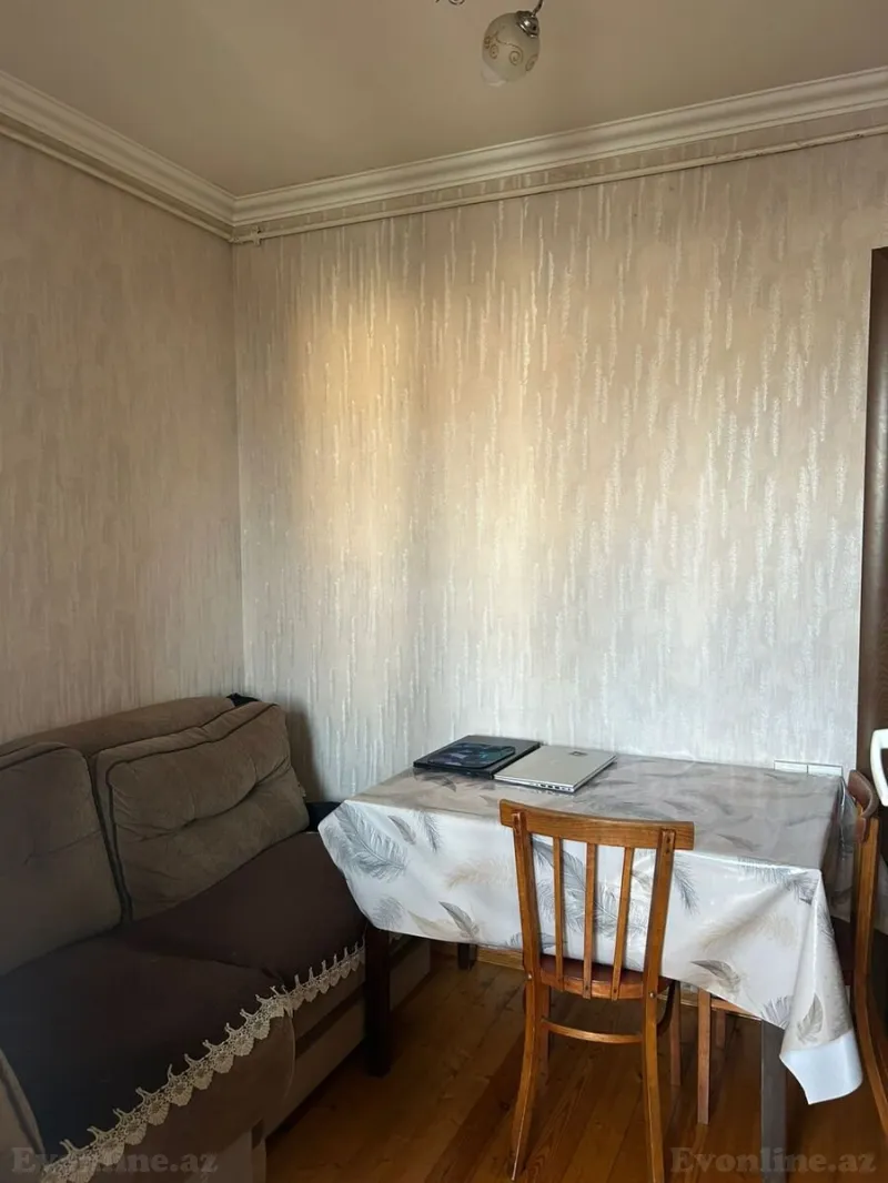 Satılır 2 otaqlı Mənzil Köhnə tikili 50 m² Əhmədli - şəkil 2