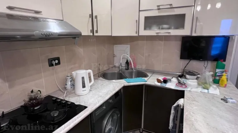 Satılır 2 otaqlı Mənzil Köhnə tikili 60 m² Həzi Aslanov m. - şəkil 3