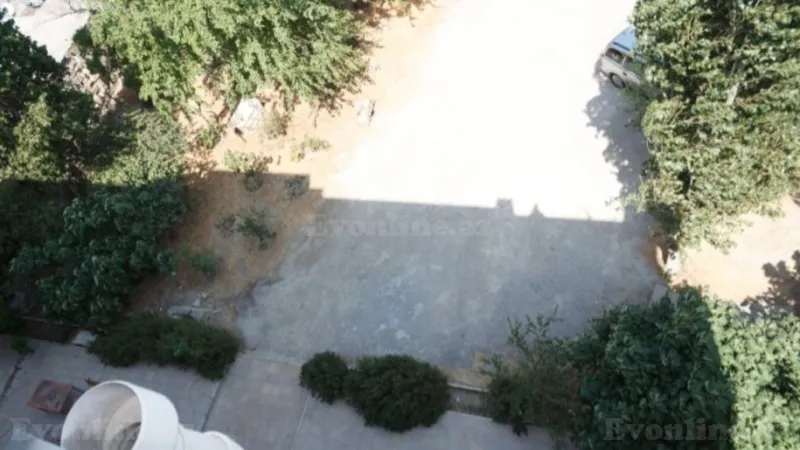 Satılır Torpaq 6 sot Yasamal