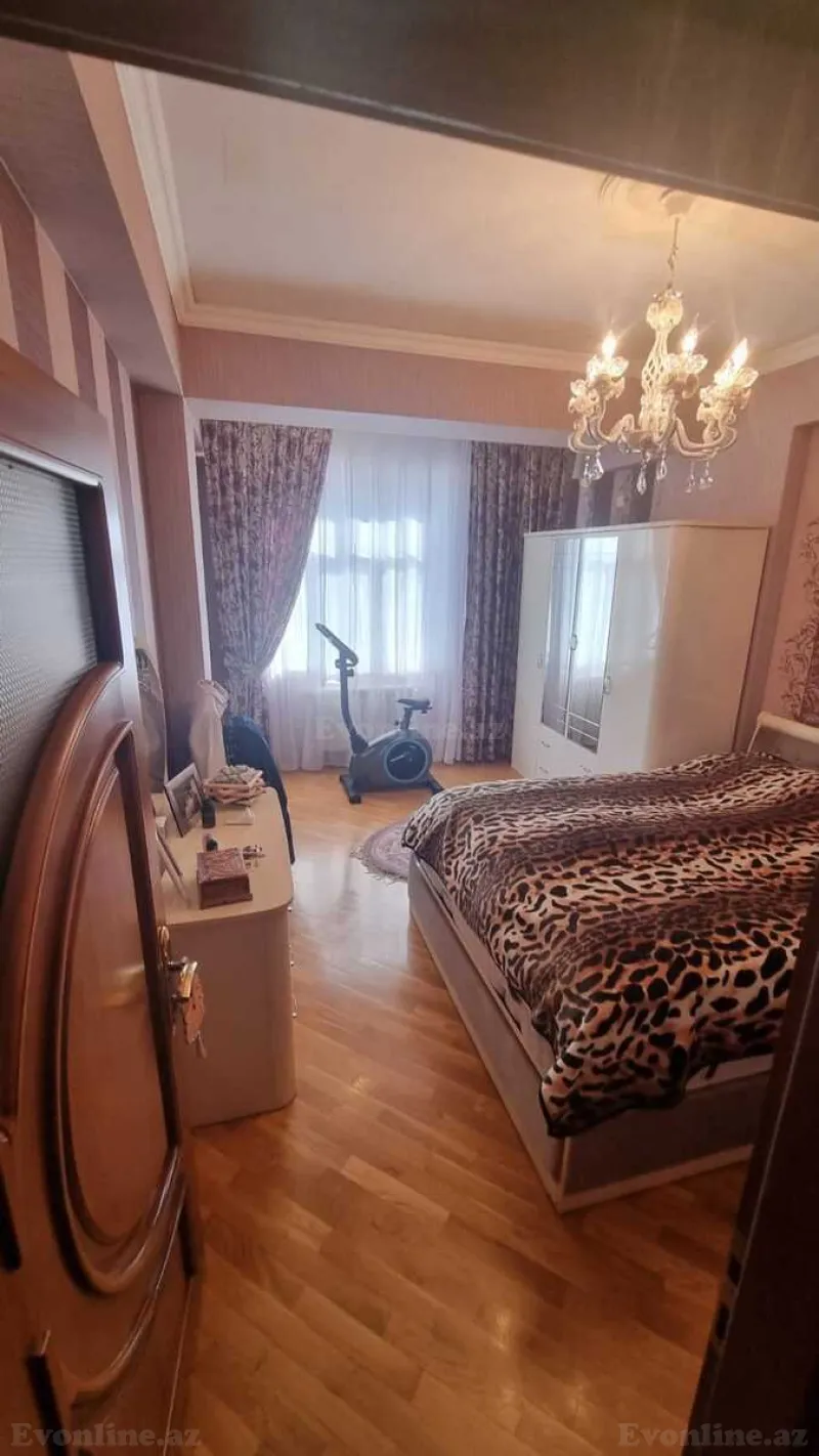 Satılır 4 otaqlı Mənzil Yeni tikili 141 m² Həzi Aslanov - şəkil 8