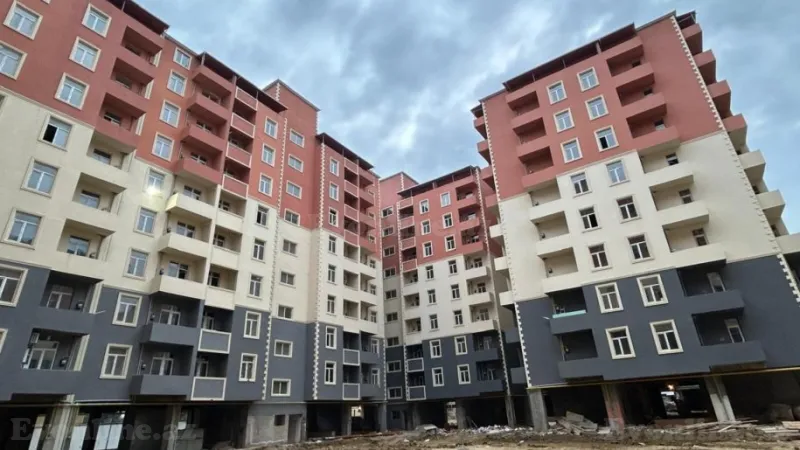 Satılır 3 otaqlı Mənzil Yeni tikili 74.2 m² Saray - şəkil 2