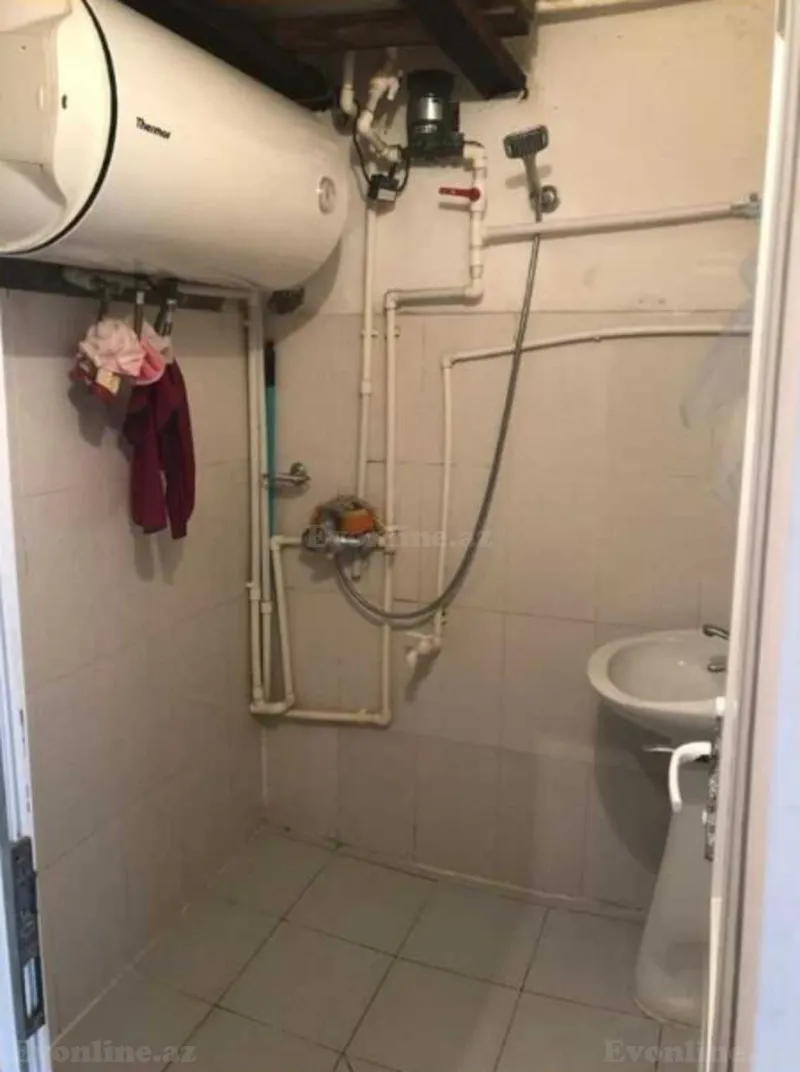 Kirayə verilir 1 otaqlı Mənzil Köhnə tikili 24 m² Sabunçu r. - şəkil 3