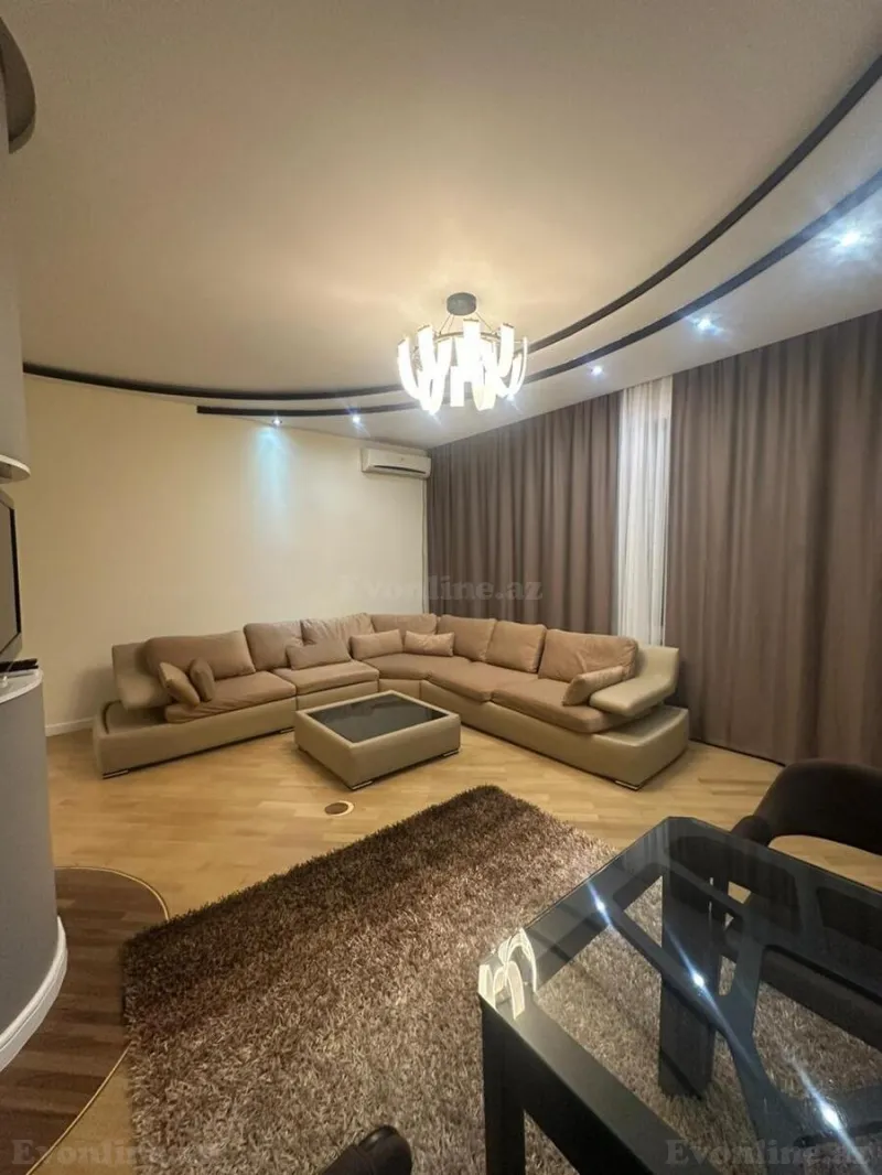 Kirayə verilir 2 otaqlı Mənzil Yeni tikili 80 m² 8-ci mikrorayon