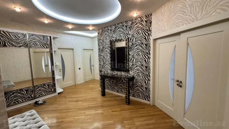 Satılır 4 otaqlı Mənzil Yeni tikili 218 m² 7-ci mikrorayon - şəkil 7