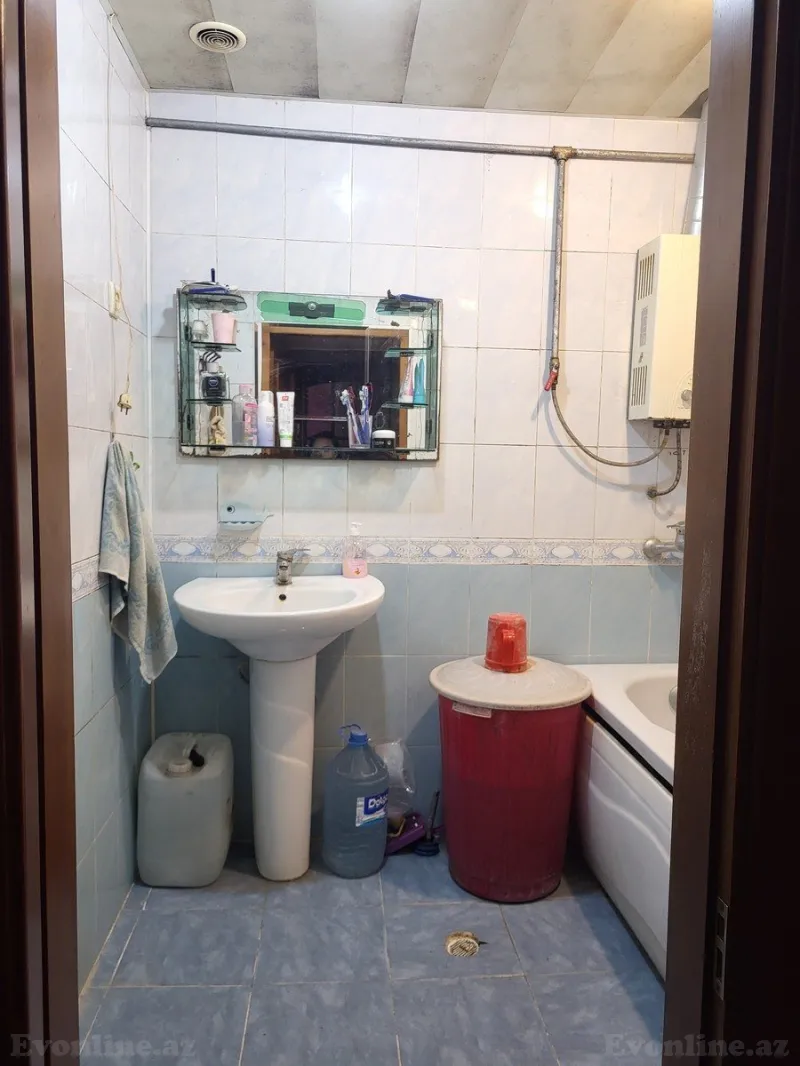 Satılır 4 otaqlı Mənzil Köhnə tikili 100 m² Biləcəri - şəkil 14