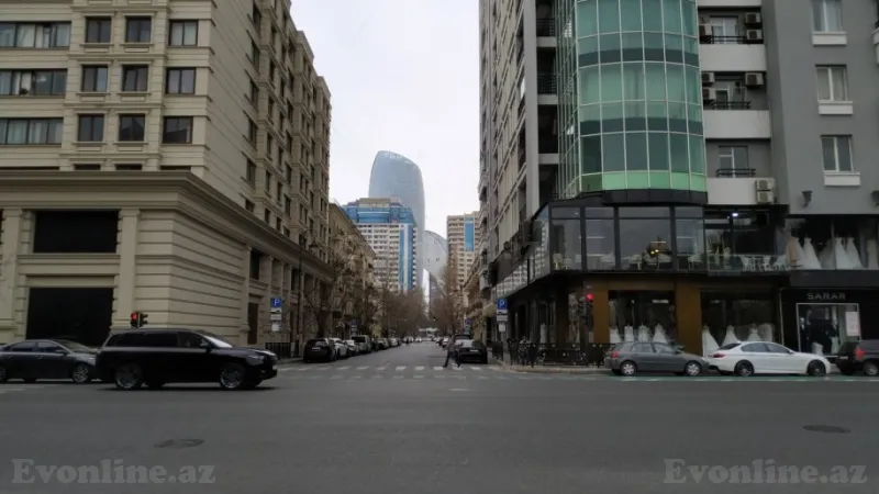 Satılır Obyekt 30 m² 28 May m. - şəkil 2