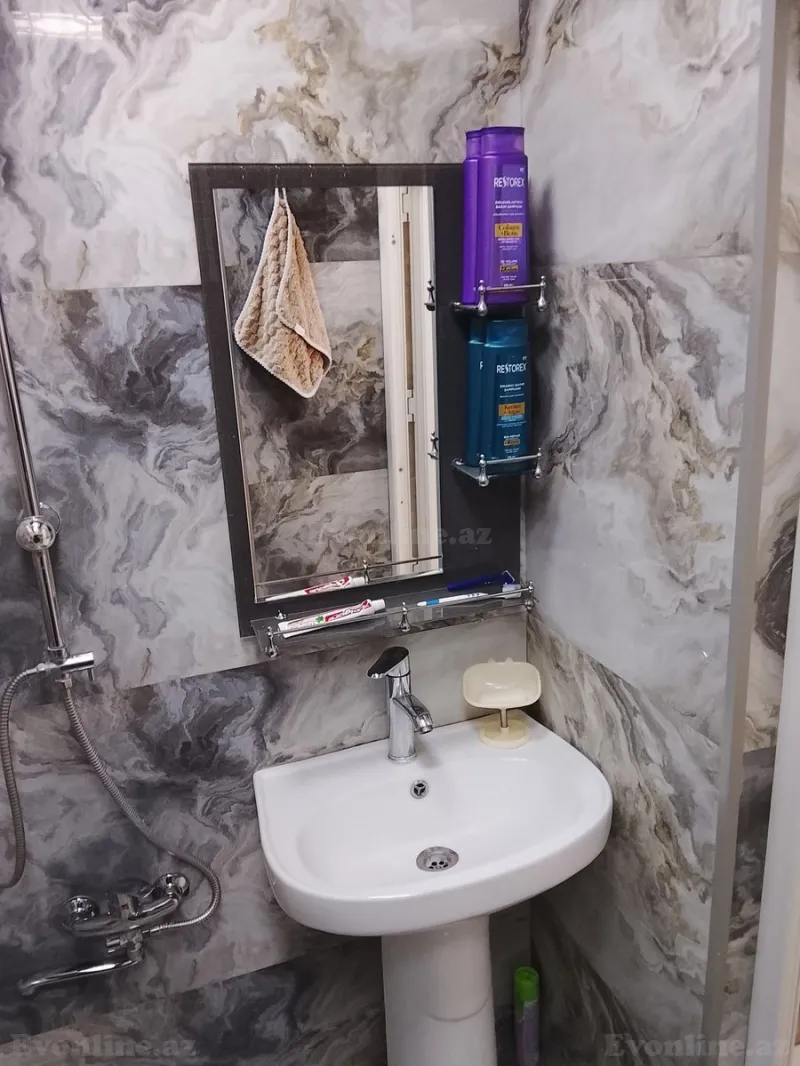 Satılır 2 otaqlı Mənzil Köhnə tikili 40 m² 1-ci mikrorayon - şəkil 16