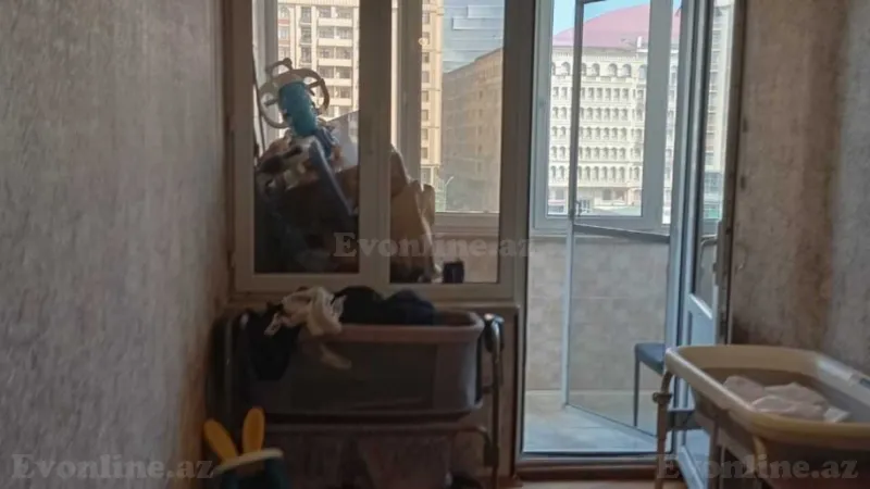 Kirayə verilir 3 otaqlı Mənzil Köhnə tikili 90 m² Xətai m. - şəkil 8