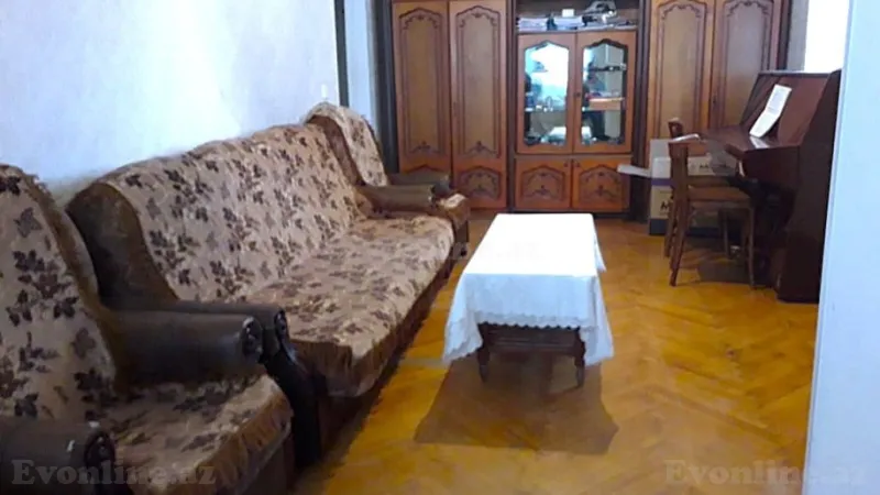 Satılır 1 otaqlı Mənzil Köhnə tikili 35 m² Yasamal