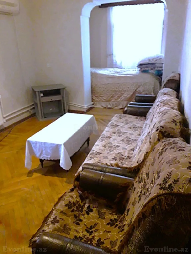 Satılır 1 otaqlı Mənzil Köhnə tikili 35 m² Yasamal - şəkil 2