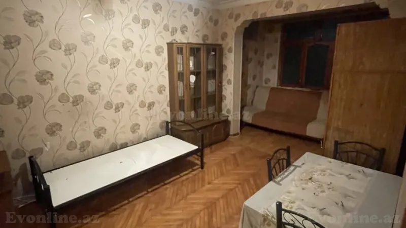 Kirayə verilir 2 otaqlı Mənzil Köhnə tikili 55 m² 1-ci mikrorayon