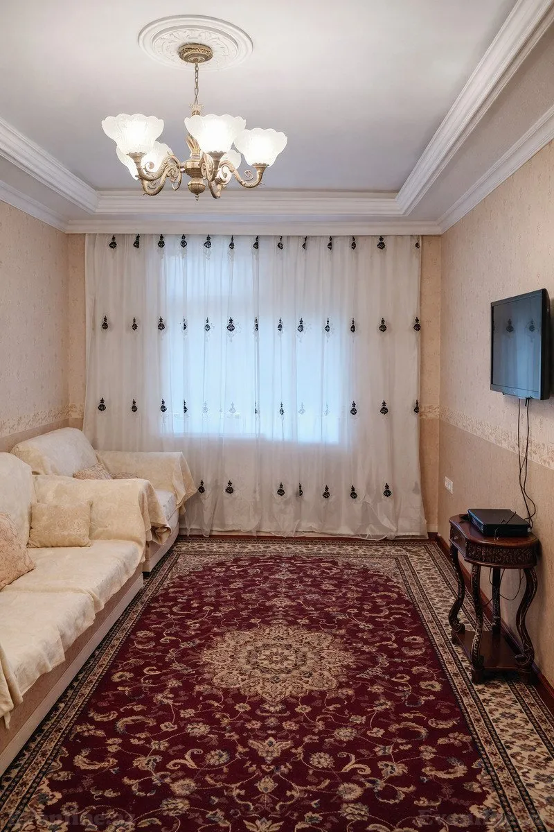 Satılır 3 otaqlı Mənzil Köhnə tikili 80 m² Əhmədli m.