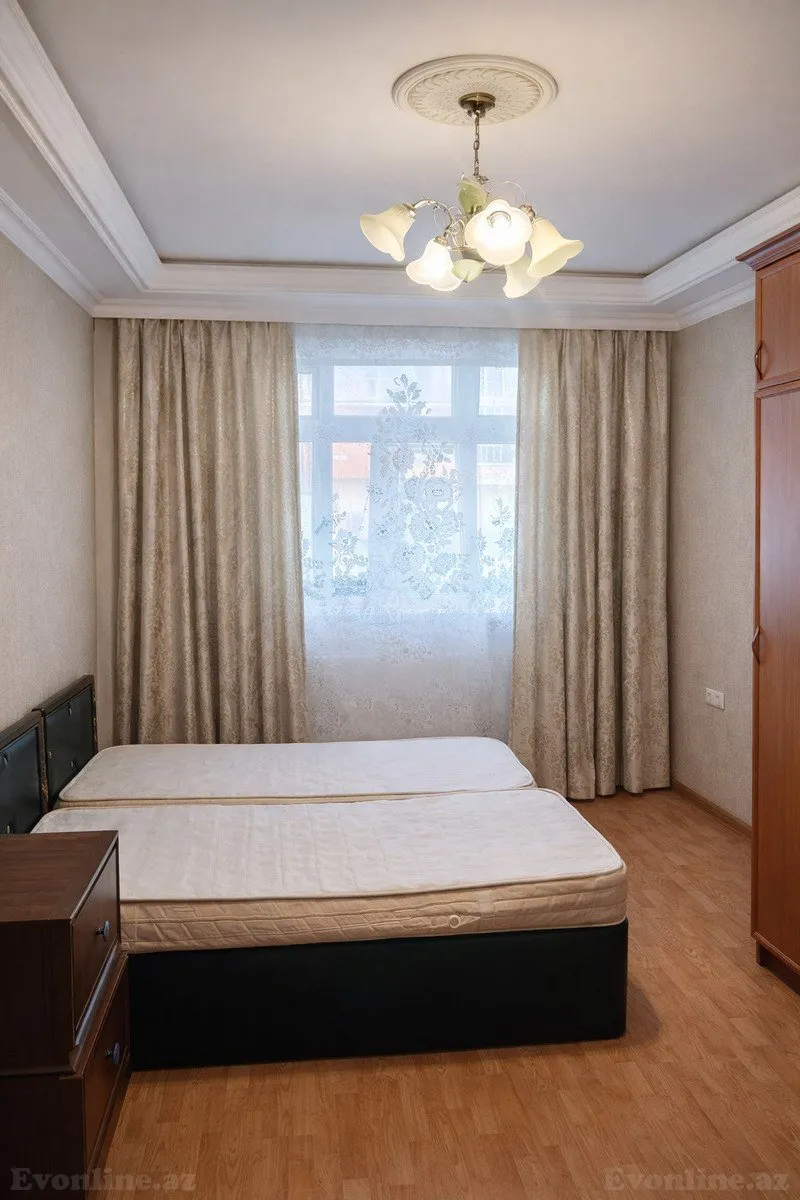 Satılır 3 otaqlı Mənzil Köhnə tikili 80 m² Əhmədli m. - şəkil 3