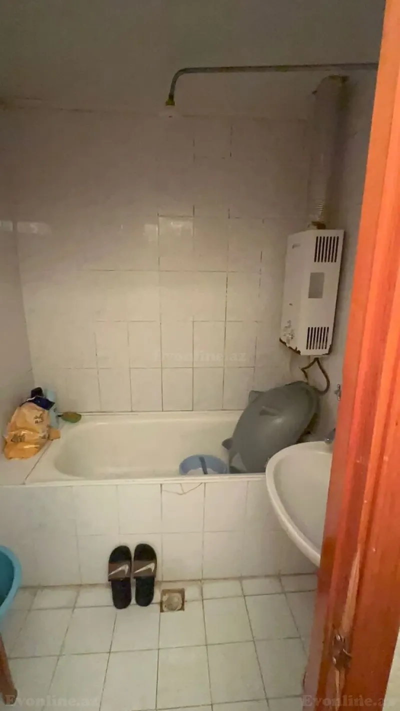 Satılır 2 otaqlı Mənzil Köhnə tikili 60 m² Həzi Aslanov m. - şəkil 6