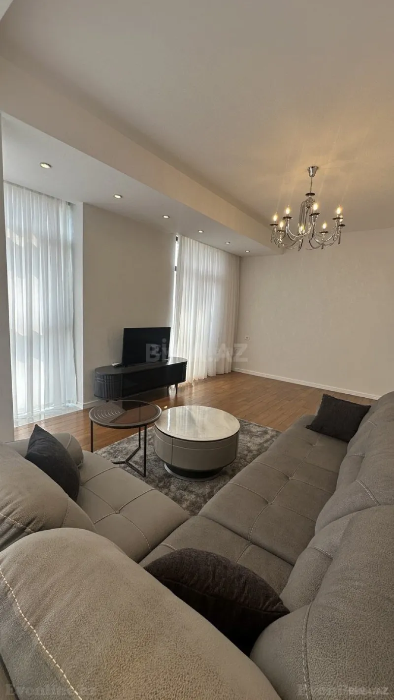 Kirayə verilir 2 otaqlı Mənzil Yeni tikili 77 m² Nəsimi r. - şəkil 3