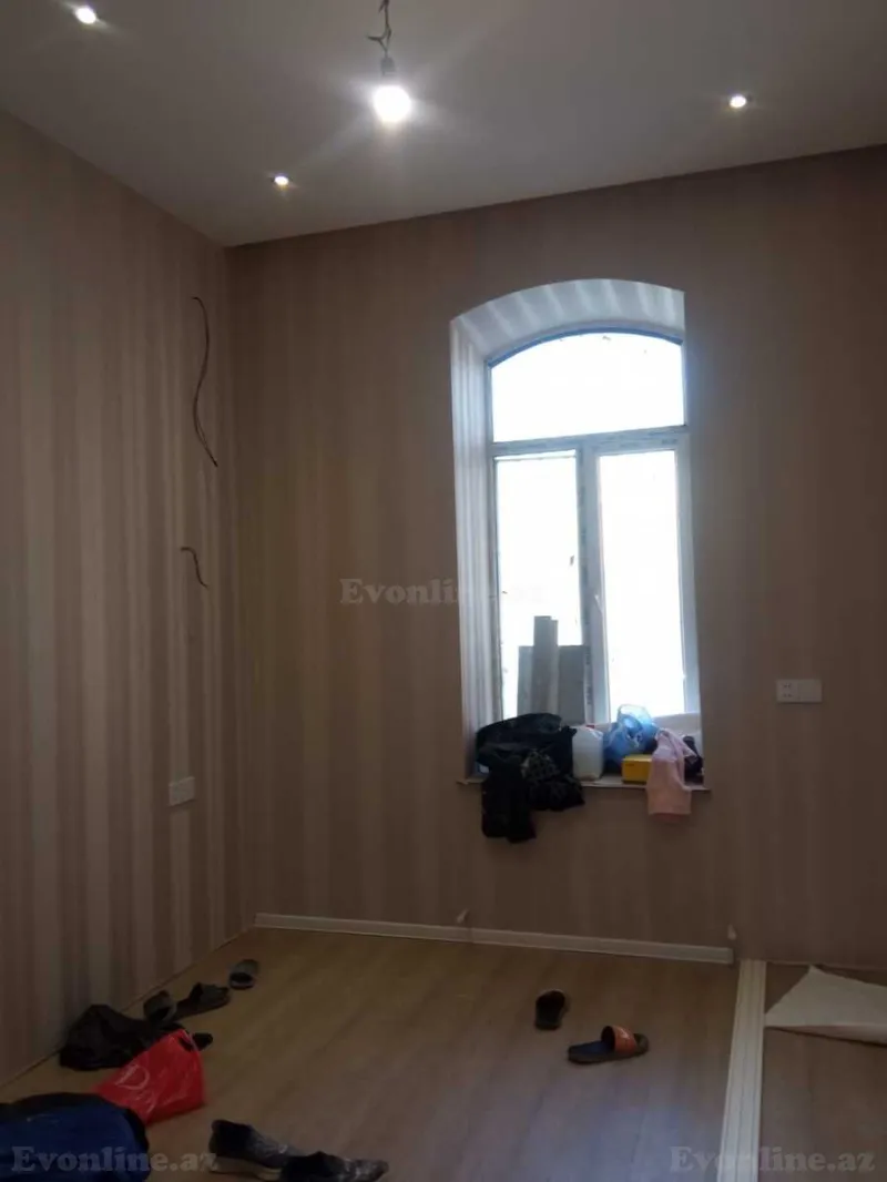 Satılır 2 otaqlı Mənzil Köhnə tikili 40 m² Nizami m. - şəkil 2