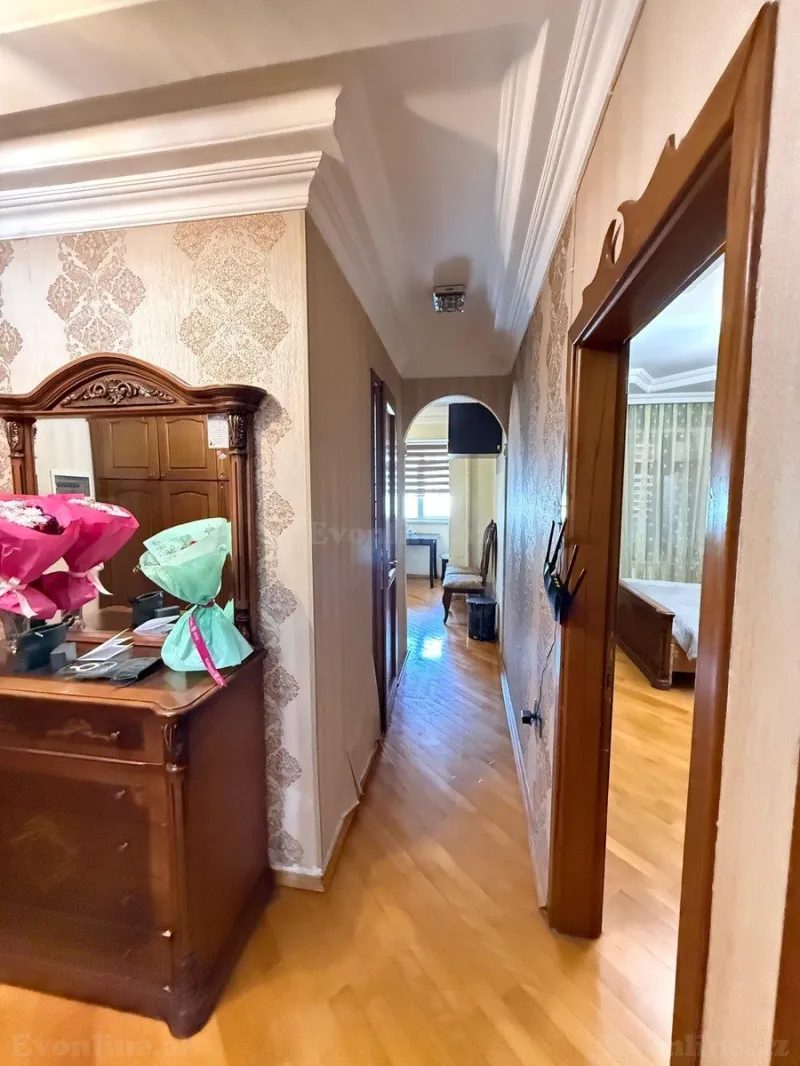 Satılır 3 otaqlı Mənzil Köhnə tikili 85 m² Binəqədi r. - şəkil 8