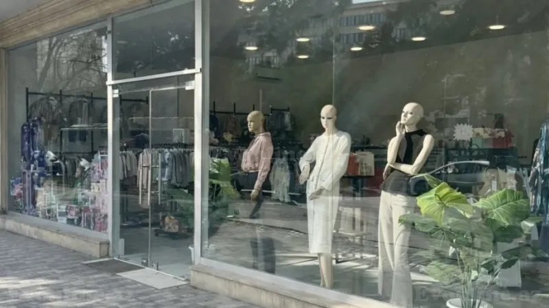 Bakı, Binəqədi r., Azadlıq prospekti m., 8-ci mikrorayonda obyekt kirayə verilir