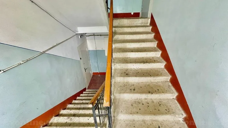 Satılır 1 otaqlı Mənzil Köhnə tikili 35 m² 8-ci kilometr - şəkil 2