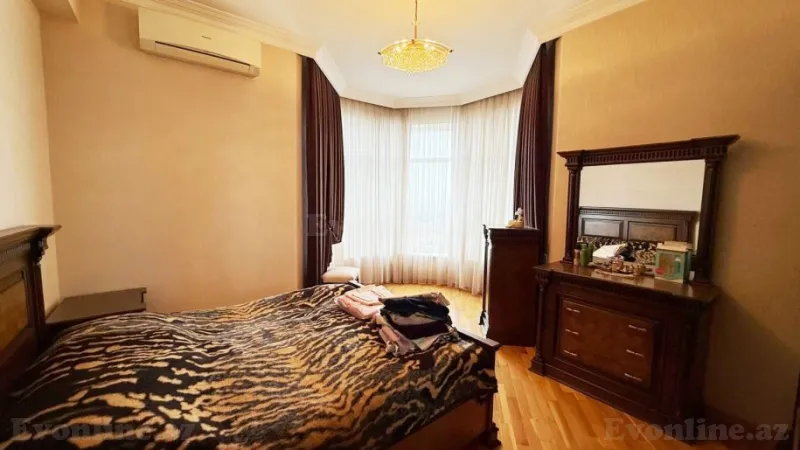 Satılır 3 otaqlı Mənzil Yeni tikili 125 m² Nəsimi r. - şəkil 7