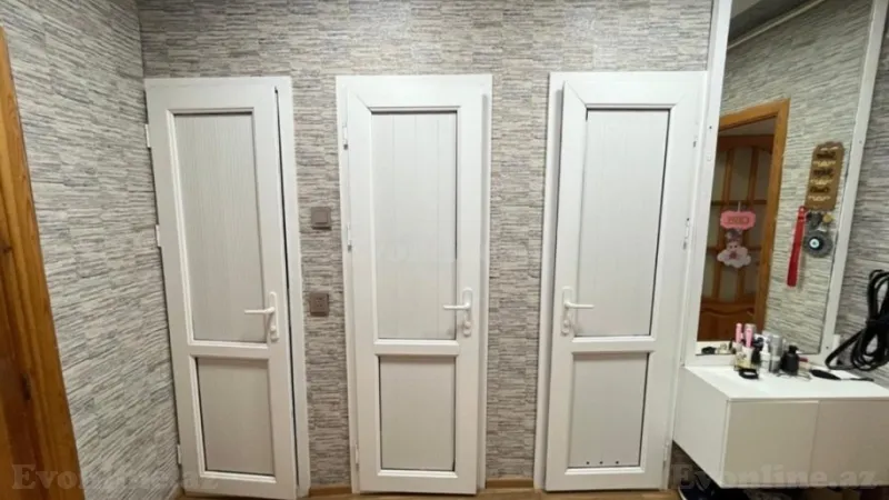 Satılır 2 otaqlı Mənzil Köhnə tikili 70 m² 8 Noyabr m. - şəkil 16